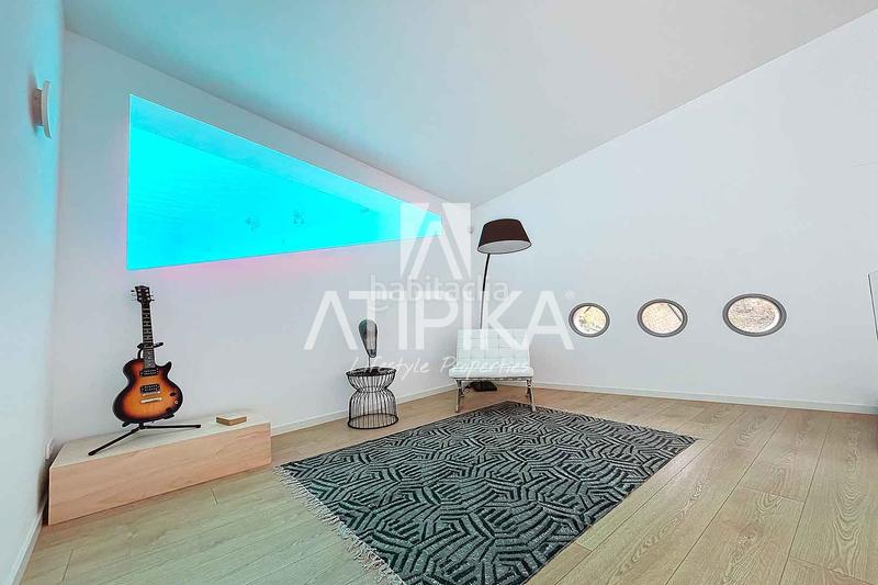 Foto 3747f528-74b0-4eaa-ad96-4c78ff14c4e0. Casa amb calefacció aparcament piscina a Can Girona - Terramar - Vinyet Sitges