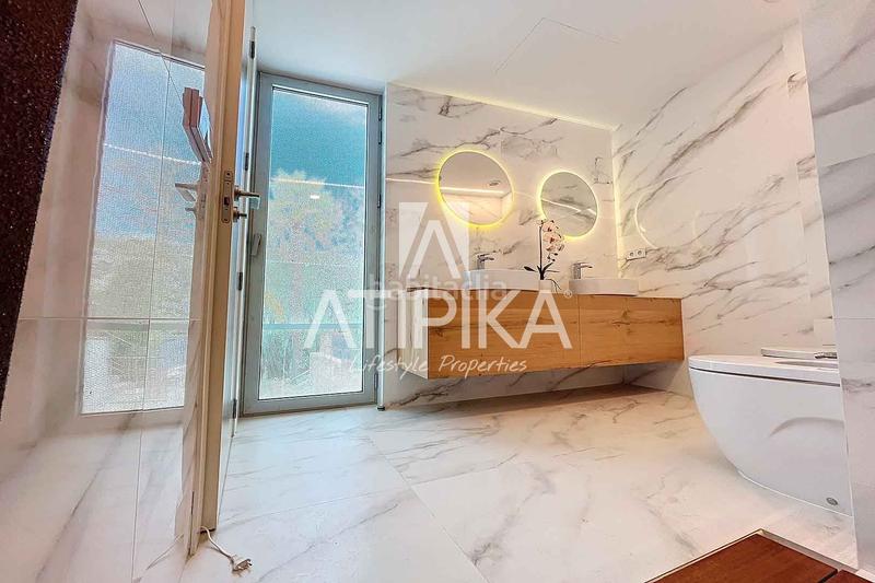 Foto 46f1cec1-b5fa-4b7f-8d99-b8e7083e0dd8. Casa amb calefacció aparcament piscina a Can Girona - Terramar - Vinyet Sitges