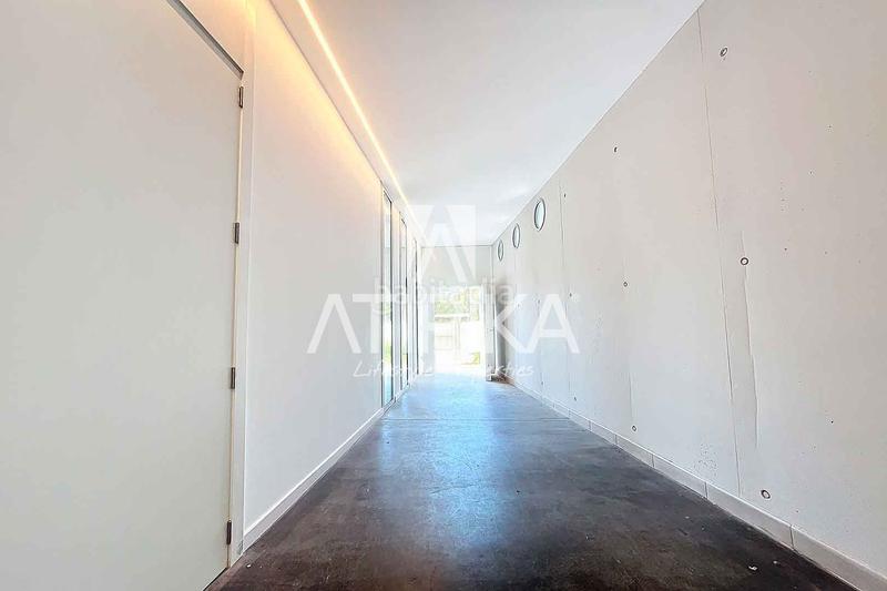 Foto a672eabc-f6fc-42c4-b82b-73002f3e5574. Casa amb calefacció aparcament piscina a Can Girona - Terramar - Vinyet Sitges