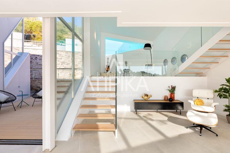 Foto c5c5e436-443e-45eb-9767-942b37dfd835. Casa amb calefacció aparcament piscina a Can Girona - Terramar - Vinyet Sitges