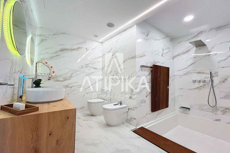 Foto fb30832b-bcf7-467a-8952-b2e2056fefa5. Casa amb calefacció aparcament piscina a Can Girona - Terramar - Vinyet Sitges