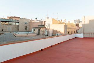 Location Appartement à Gòtic. Piso en alquiler temporal junto al passeig de colom en el barri