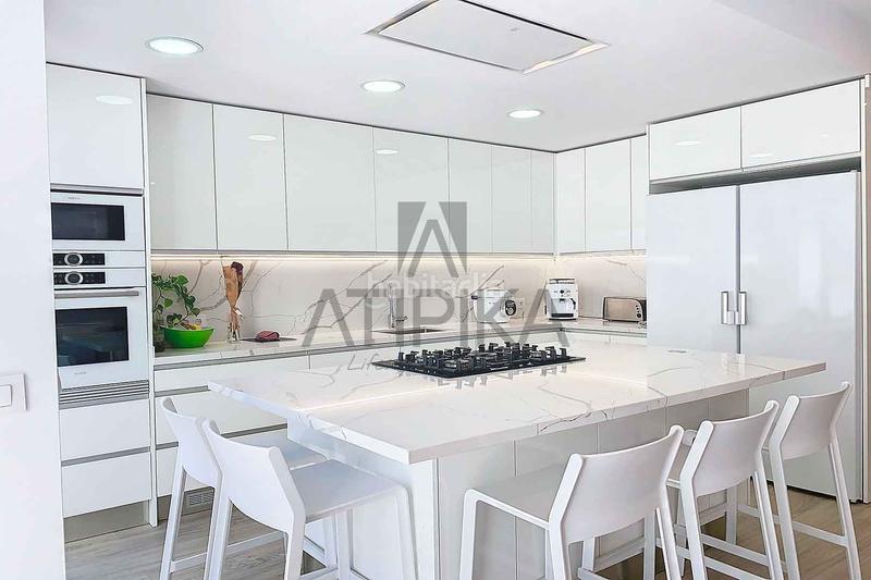 Foto 48b42e7c-a3be-42e4-b697-6c29b747d01c. Casa  en venta de dos plantas y garaje en mahón en Maó