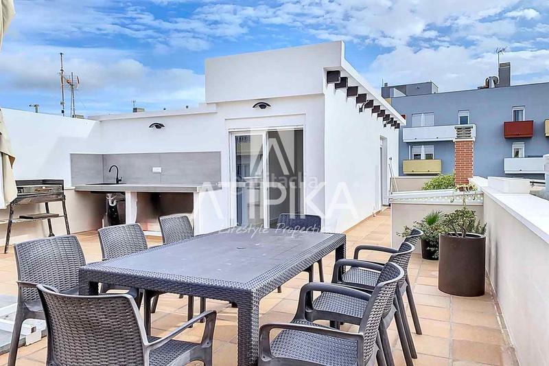 Foto 7c77110b-8b9e-40af-9beb-2650f6d132f7. Casa  en venta de dos plantas y garaje en mahón en Maó