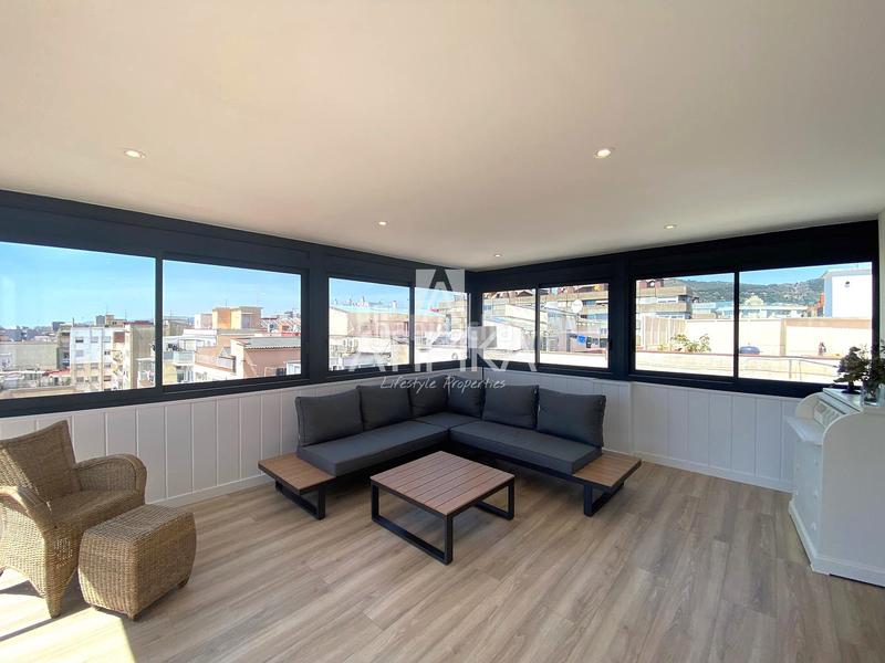 Foto e0eefb26-3460-46fa-a2ae-afee67dfc8f2. Rent penthouse with heating in Sant Ramon - Maternitat Barcelona