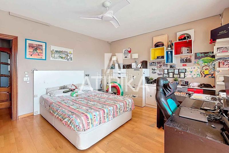 Foto bb018a16-26bc-4674-a269-0cfc90b1f743. Casa  en venta con piscina privada en Can Roca en Castelldefels