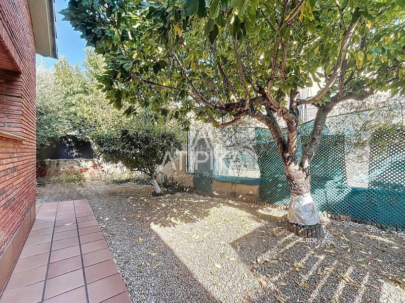 Foto 24e90197-4c48-4ac9-8e2c-ffdeab5ebaa8. Appartement avec parking dans Zona Alta Premià de Mar