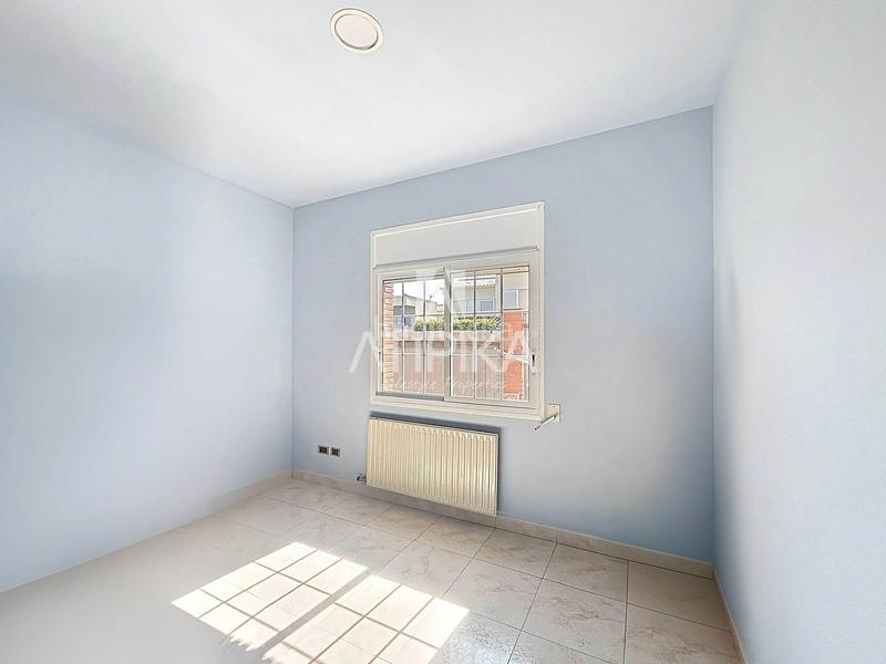 Foto 72e79a9b-1a4b-4539-996a-1fcaa0ff6cbc. Appartement avec parking dans Zona Alta Premià de Mar