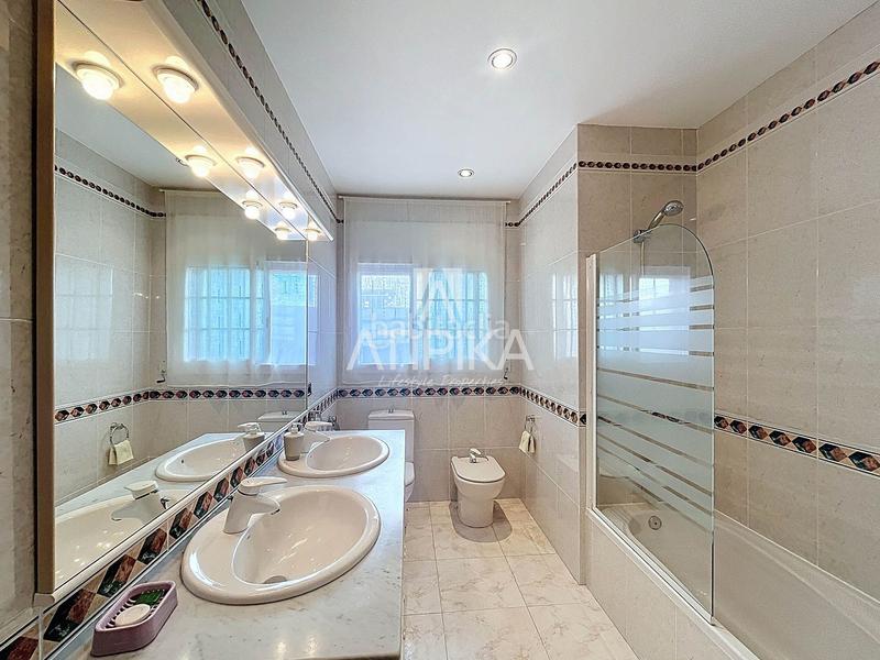 Foto 9dff5aa8-de24-4ea0-9c8c-2e912e9e020f. Appartement avec parking dans Zona Alta Premià de Mar