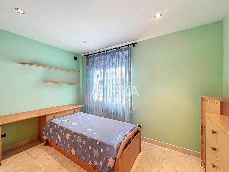 Foto c4a7d2aa-513e-4065-a3fb-c0944599fb5e. Appartement avec parking dans Zona Alta Premià de Mar