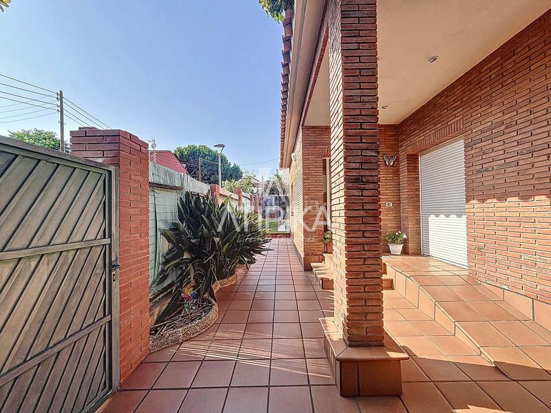 Foto f6da0435-6560-4e70-a832-212d4a2a211c. Appartement avec parking dans Zona Alta Premià de Mar