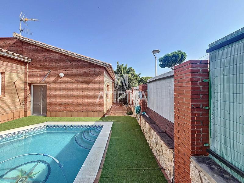 Foto f92572da-0a04-4f0e-8ca1-6d019effadc0. Appartement avec parking dans Zona Alta Premià de Mar