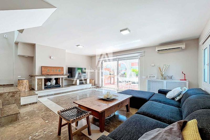 Foto 118447dd-28f5-424d-aa4e-b74e0c26427a. Alquiler casa chalet en alquiler con piscina en Can Bou en Castelldefels
