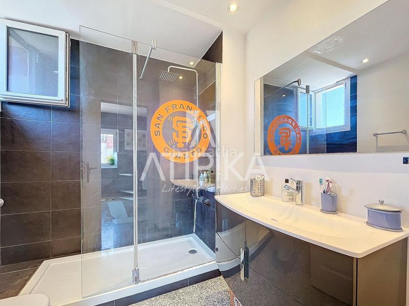 Foto 3835ad04-9b4b-4e0b-8c2d-3805c9e88b12. Alquiler casa chalet en alquiler con piscina en Can Bou en Castelldefels