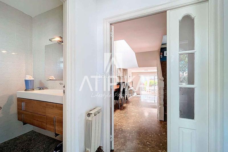 Foto df1151c9-867a-40be-944f-023e73c03253. Alquiler casa chalet en alquiler con piscina en Can Bou en Castelldefels