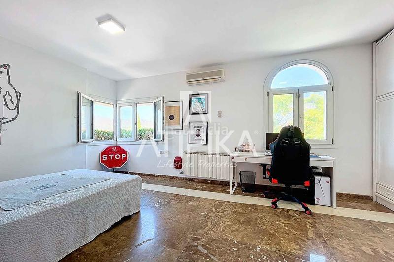 Foto eb10f7b5-3538-4039-8a05-55c46fea412b. Alquiler casa chalet en alquiler con piscina en Can Bou en Castelldefels