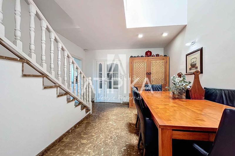 Foto ef8c1a2b-b9b1-4947-b911-160b58322b8e. Alquiler casa chalet en alquiler con piscina en Can Bou en Castelldefels