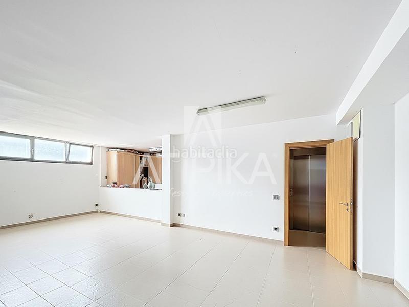 Foto 472e389d-7669-4b86-a6f7-328e5435ff97. Location maison avec chauffage parking piscine dans Castelldefels