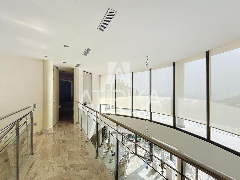 Foto ace9d510-4ac2-4ff5-af32-f95985d2fb98. Location maison avec chauffage parking piscine dans Castelldefels