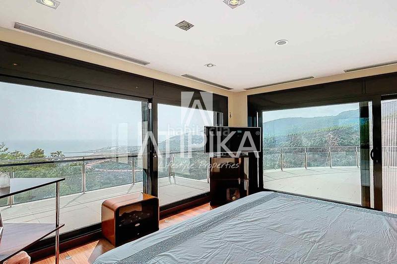 Foto f8ff1f4f-b49a-4c99-8c67-cd0962090ce4. Location maison avec chauffage parking piscine dans Castelldefels