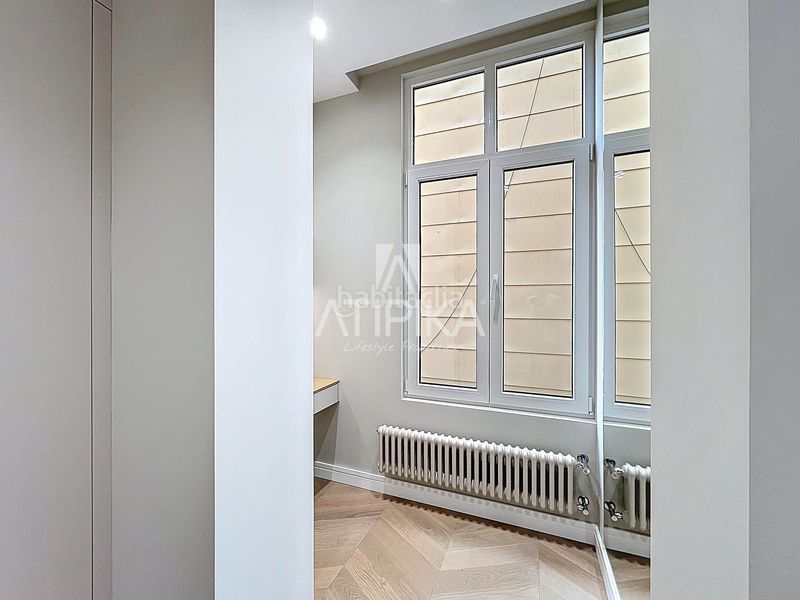 Foto 8662b04d-d6e9-4689-93ce-23152746df3d. Pis a Dreta de l´Eixample Barcelona