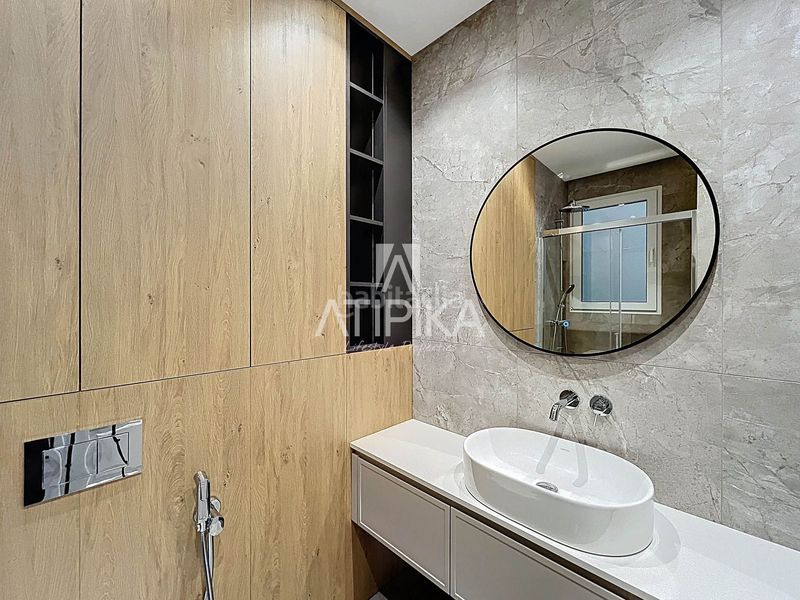Foto f49a4d35-4696-47d0-8efc-77f22f236af4. Pis a Dreta de l´Eixample Barcelona