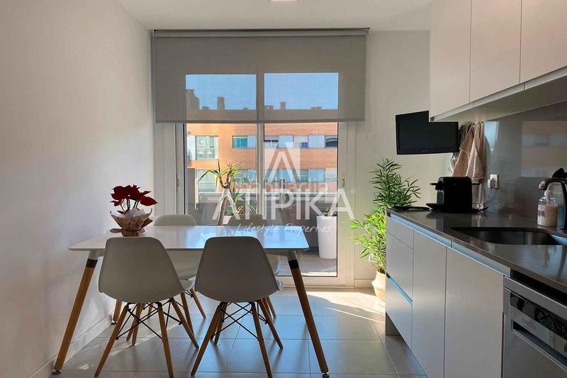 Foto 5aafe75e-b63d-4403-a6ad-7a02400b5c0d. Affitto appartamento con piscina in Poblenou Barcelona