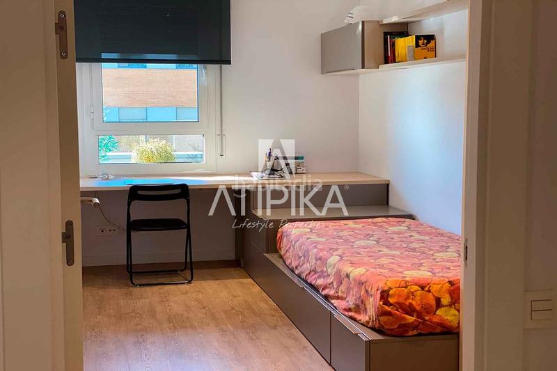 Foto 37950cd9-bb78-4b90-9ac5-0e9c63a3fbb1. Location appartement avec piscine dans Poblenou Barcelona