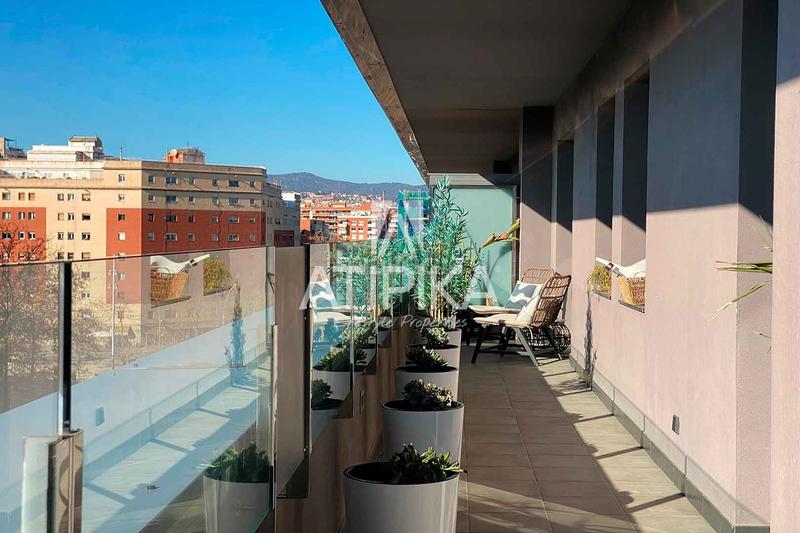 Foto 737bf117-a50b-4740-9928-3ee43367de0b. Rent flat with pool in Poblenou Barcelona