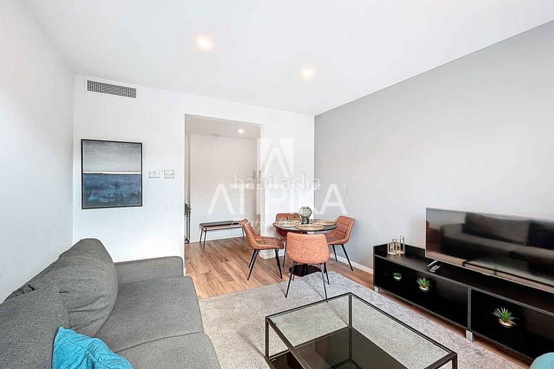 Foto dc3a0f16-7342-4a28-9447-aa8588c51323. Alquiler piso ático en alquiler temporal en el putxet en Barcelona