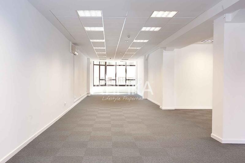 Foto 03122265-5176-4608-bb8f-9c08f1b01883. Location bureau dans Sant Antoni Barcelona