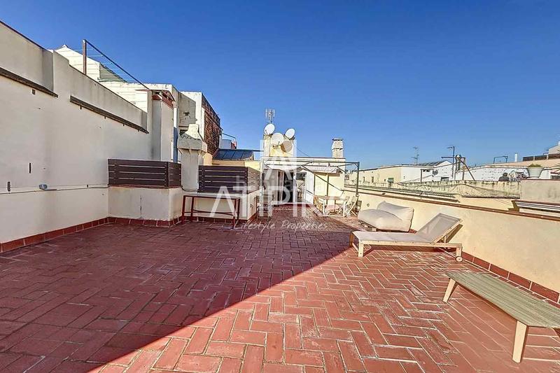 Foto 0468cbb4-12e3-48a2-9796-cd6413d75077. Location attique dans St. Pere - Sta. Caterina - El Born Barcelona