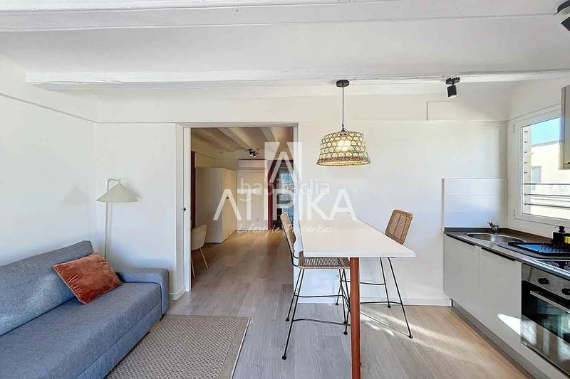 Foto 372077bf-4b17-49c6-ac91-7b40deb51462. Location attique dans St. Pere - Sta. Caterina - El Born Barcelona