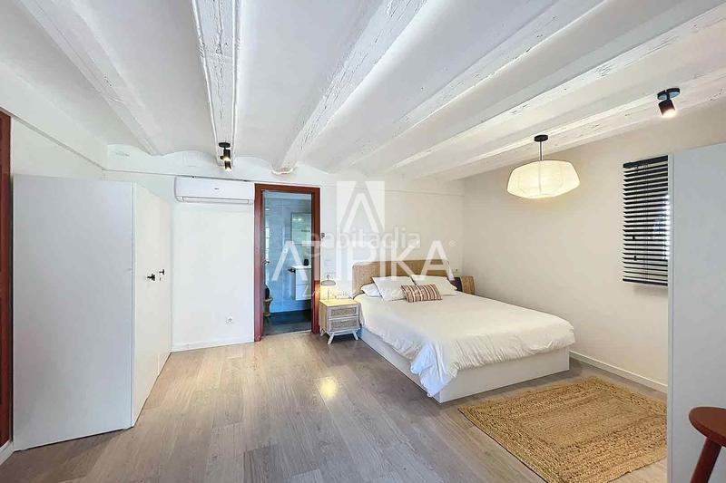 Foto eddb7b36-721c-49f1-a6d9-4c76958cb9c8. Miete dachwohnung in St. Pere - Sta. Caterina - El Born Barcelona