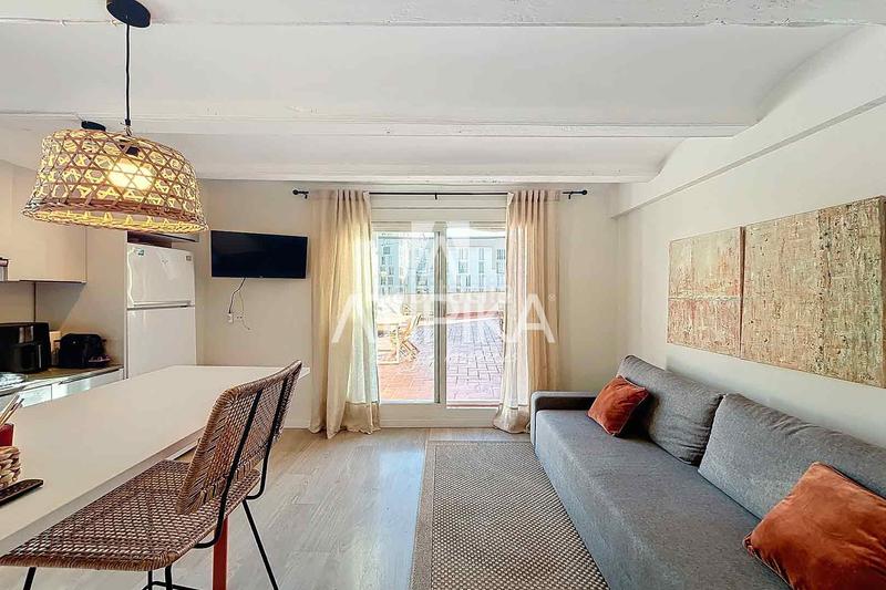 Foto b384b798-4c3f-478b-b79b-abc0a88e09c3. Rent penthouse in St. Pere - Sta. Caterina - El Born Barcelona