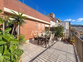 Ático en Centre. Atico en venta  único por su ubicación y metros completamente ex