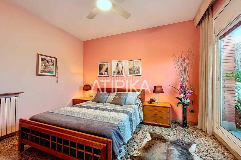 Foto 92271453-26ce-4aee-9150-7f97485e70fe. Penthouse with heating parking in Centre Castelldefels