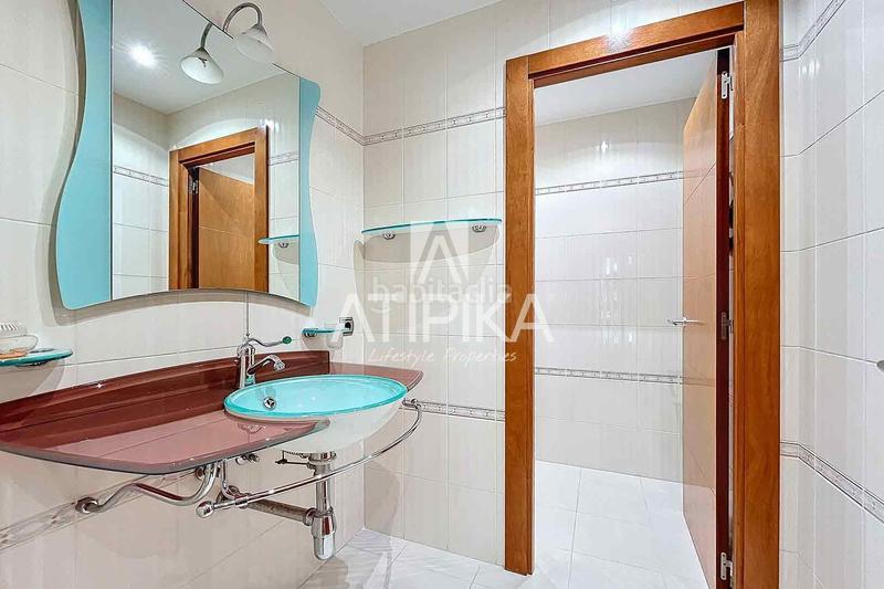 Foto affec553-3010-4b9e-ab8f-79dd1a5515bd. Penthouse with heating parking in Centre Castelldefels