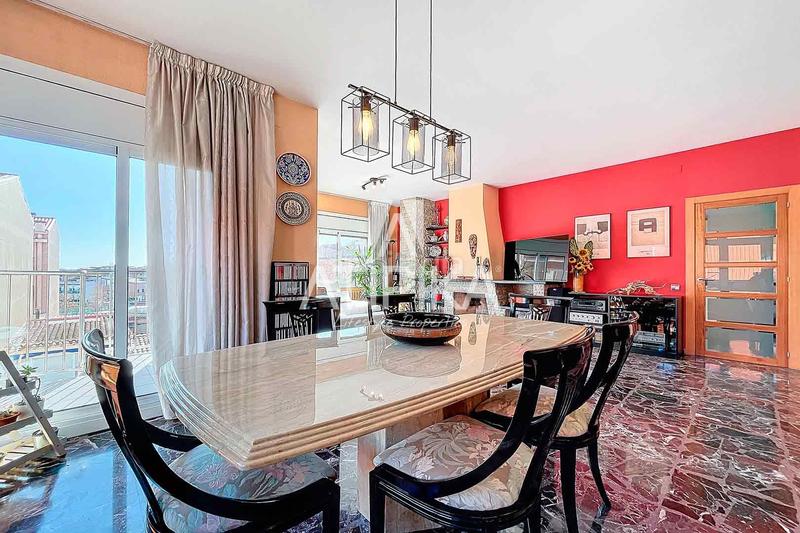 Foto ca341d71-510e-478e-ae13-0c53844e74f8. Penthouse with heating parking in Centre Castelldefels