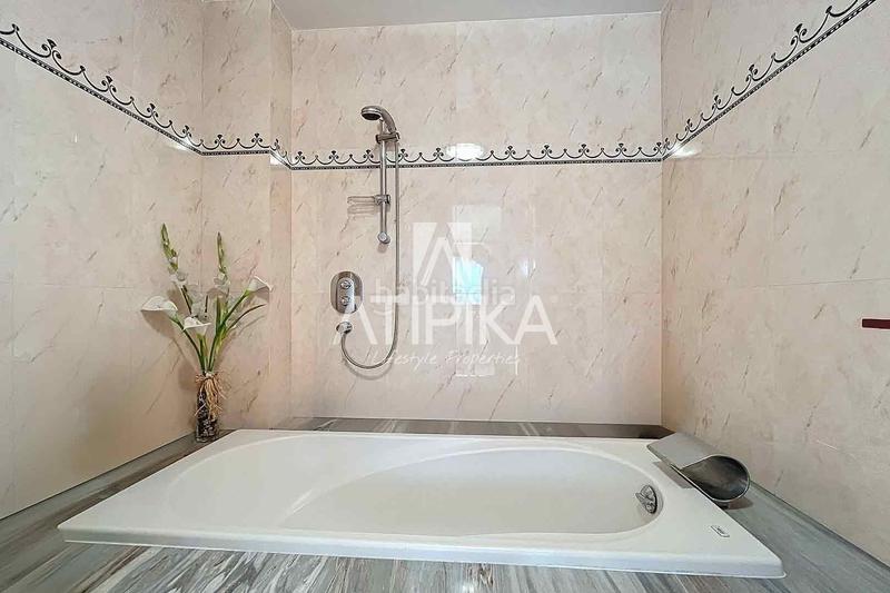 Foto deddf568-b70d-433f-9a43-39438bc3b08c. Penthouse with heating parking in Centre Castelldefels