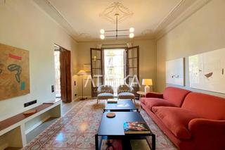 Miete Etagenwohnung in Dreta de l´Eixample. Luminoso piso en alquiler temporal con terraza en calle trafalga