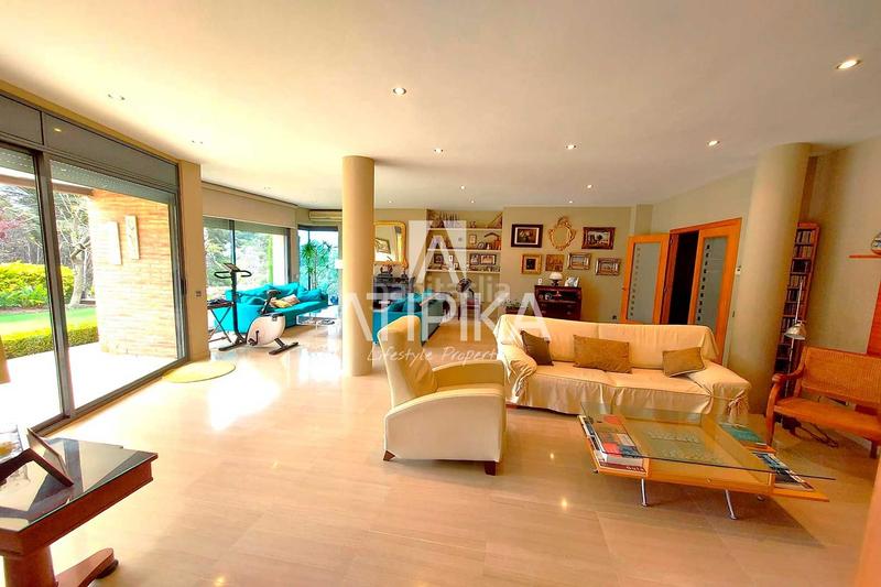 Foto 60e3c446-2fe6-40e2-ad2d-c446372ada10. Maison avec chauffage dans Teià