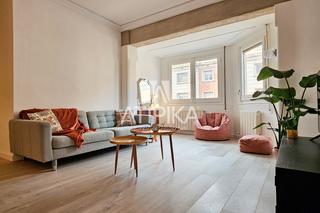 Location Appartement à Guinardó. Piso en alquiler temporal con diseño moderno en el guinardó