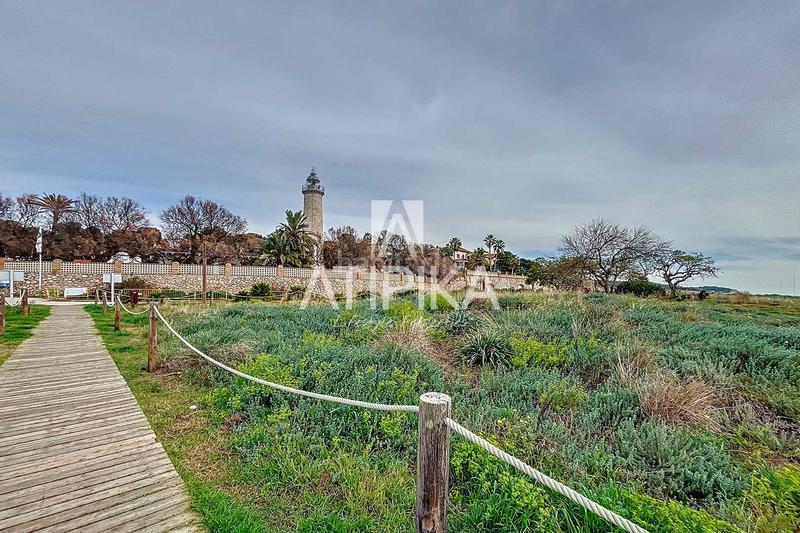 Foto b105e60d-892d-42ee-b179-7906f2d5b91c. Terreno residencial terreno en venta en la collada en Vilanova i la Geltrú