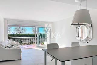 Pis a Can Girona - Terramar - Vinyet. Piso en venta en primera línea de mar con piscina comunitaria en