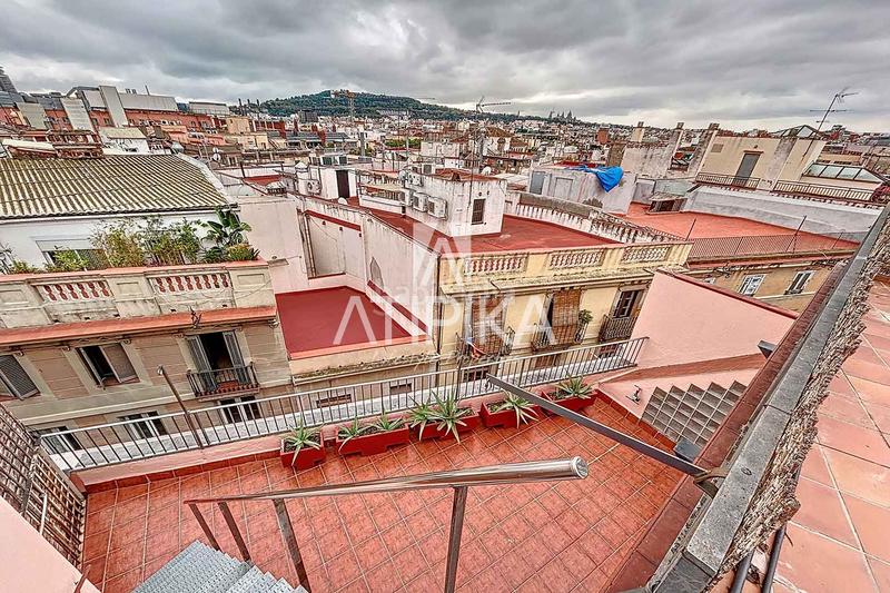 Foto 879b5492-4634-42bd-8412-100ba6d6c36e. Miete büro in Dreta de l´Eixample Barcelona