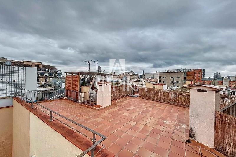 Foto 6ec0f162-e7b4-4728-84d4-1267e1fa977e. Rent office space in Dreta de l´Eixample Barcelona