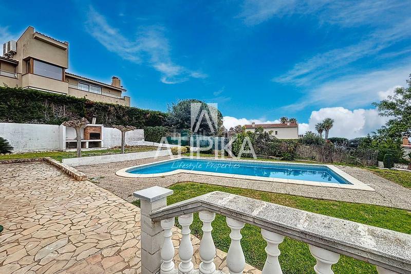 Foto 77734c41-89da-4739-89c0-e65effada823. Haus mit heizung pool in Montgoda Lloret de Mar