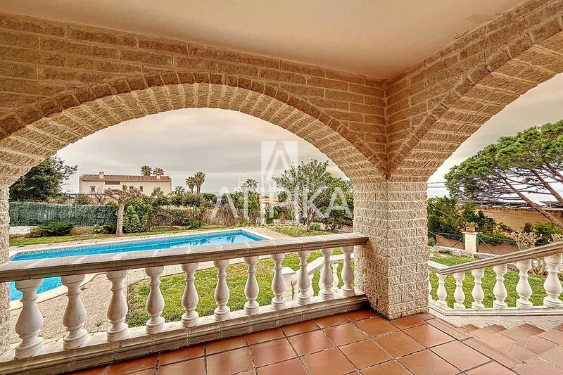 Foto 814076f3-347a-4968-a083-46d1f73fde8f. Haus mit heizung pool in Montgoda Lloret de Mar