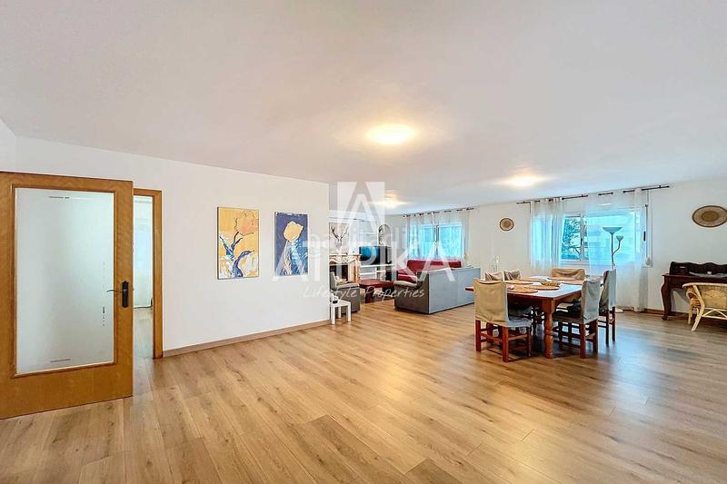 Foto f4bfe49c-a74d-40a1-9f56-dd9f2a059758. Haus mit heizung pool in Montgoda Lloret de Mar